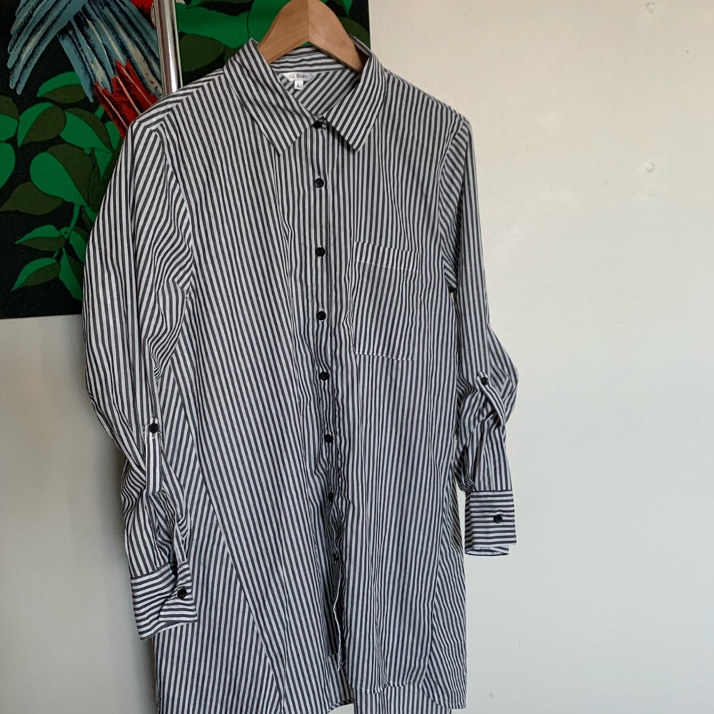 Women’s pin striped tunic